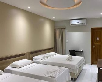 Hotel Sandis - Santarém - Quarto