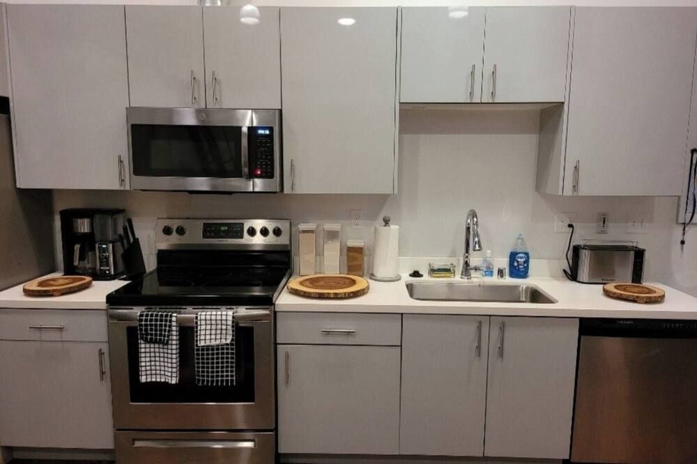 4 Bedroom Urban Loft With 7 Beds - Oakland - Kitchen