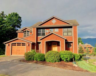 بي سكي-ان سكي-اوت رير فيند بريزيدنشيال فيو سينغل فاميلي ويذ جرادج بول تابل بينج بونج - كارول (نيو هامبشير) - مبنى