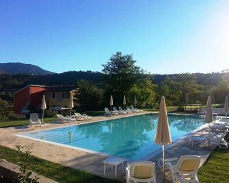 Residence Corte Del Bosco - Garda - Pool