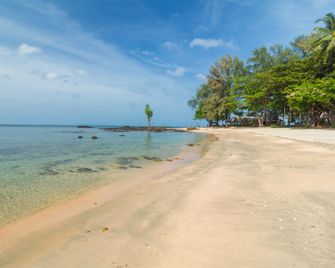 Lanta Marina Resort - Ko Lanta - Playa