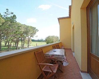 cascina al colle - Venturina - Balcón