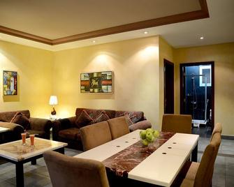 Boudl Al Morouj - Riyadh - Living room