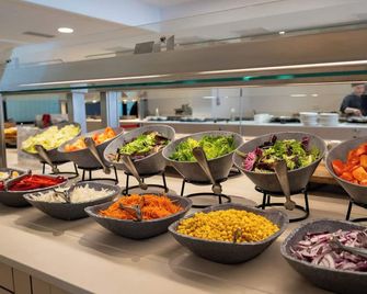htop Jadhe - Calella - Buffet