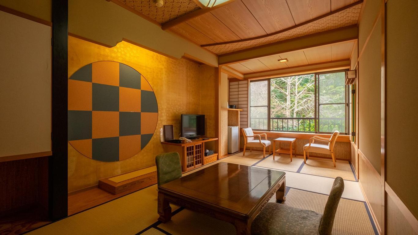 Nanadaru Onsen Hotel
