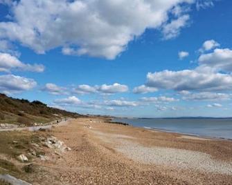 Wilson Cottage, New Forest - Near Beaches And Forest, 4 Bedrooms, Sleeps Up To 8 - Christchurch - Beach