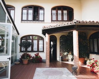 Cascina Speranza Hotel - 치에리 - 카지노