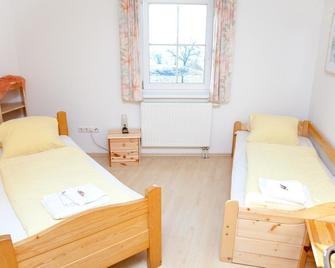 Thermenpension Gigler - Bad Waltersdorf - Bedroom