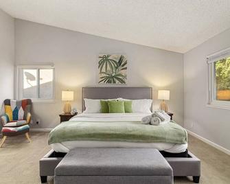 @ Marbella Lane - 4BR Cozy home in SJ Pool - San Jose - Bedroom