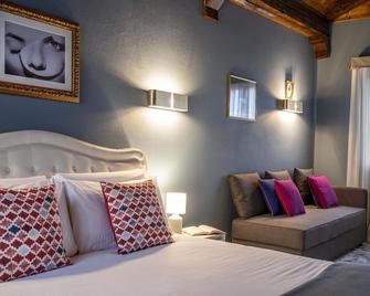 Vivaldi Suites R&R - Venice - Bedroom