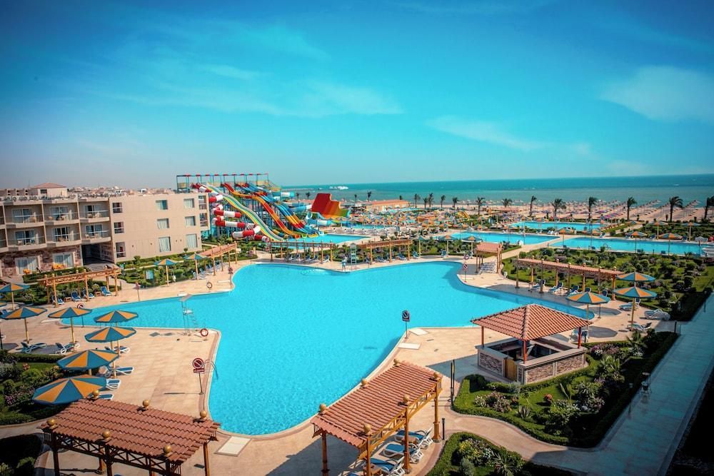 ميراج أكوا بارك و سبا