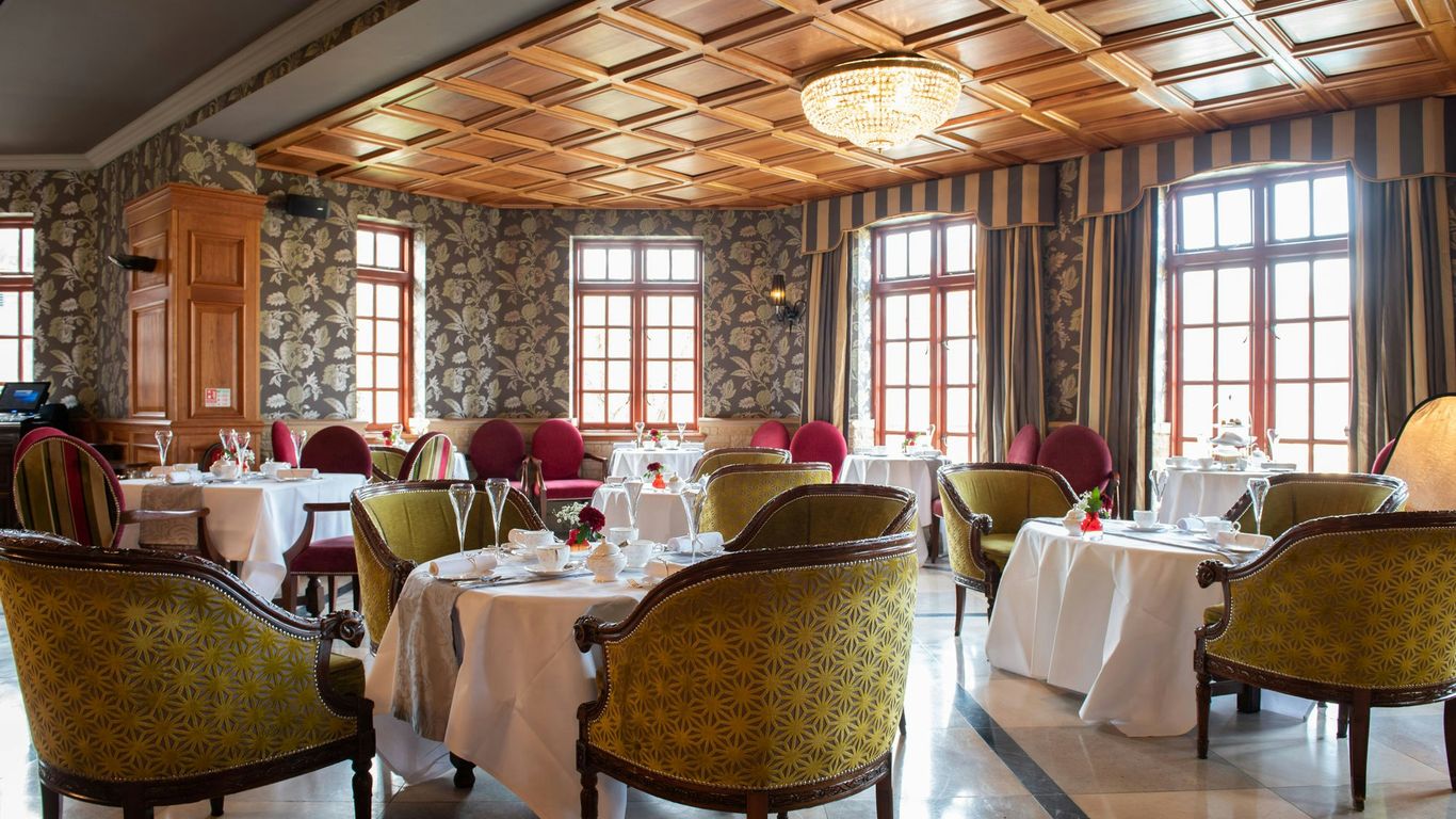 盤尼山公園溫泉酒店 - 巴沙特