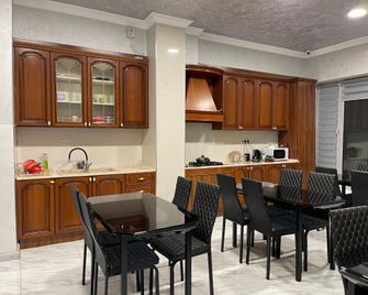 Midcity Hostel - Yerevan - Kitchen