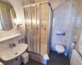 Pension am Heusteig - Stuttgart - Baño