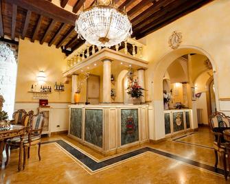 Hotel Palazzo Alexander - Lucca - Ρεσεψιόν