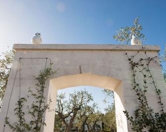 Masseria Spesseto - Montalbano - Buiten zicht