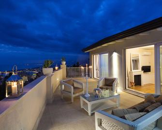 La Malandrina - Apartments & Suites - Taormina - Balkon