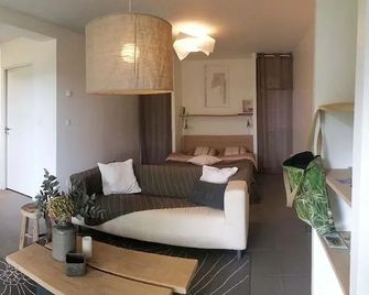 Home 33 - Saint-Rémy-lès-Chevreuse