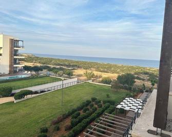 Studio Apartment Thalassa by the Sea - Vokolida - Balcón