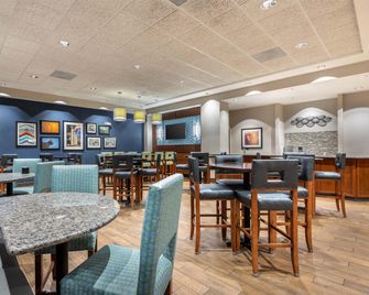 Drury Plaza Hotel Columbia East - Columbia - Comedor