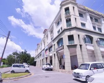 Mendu Inn - Kuching - Gebäude