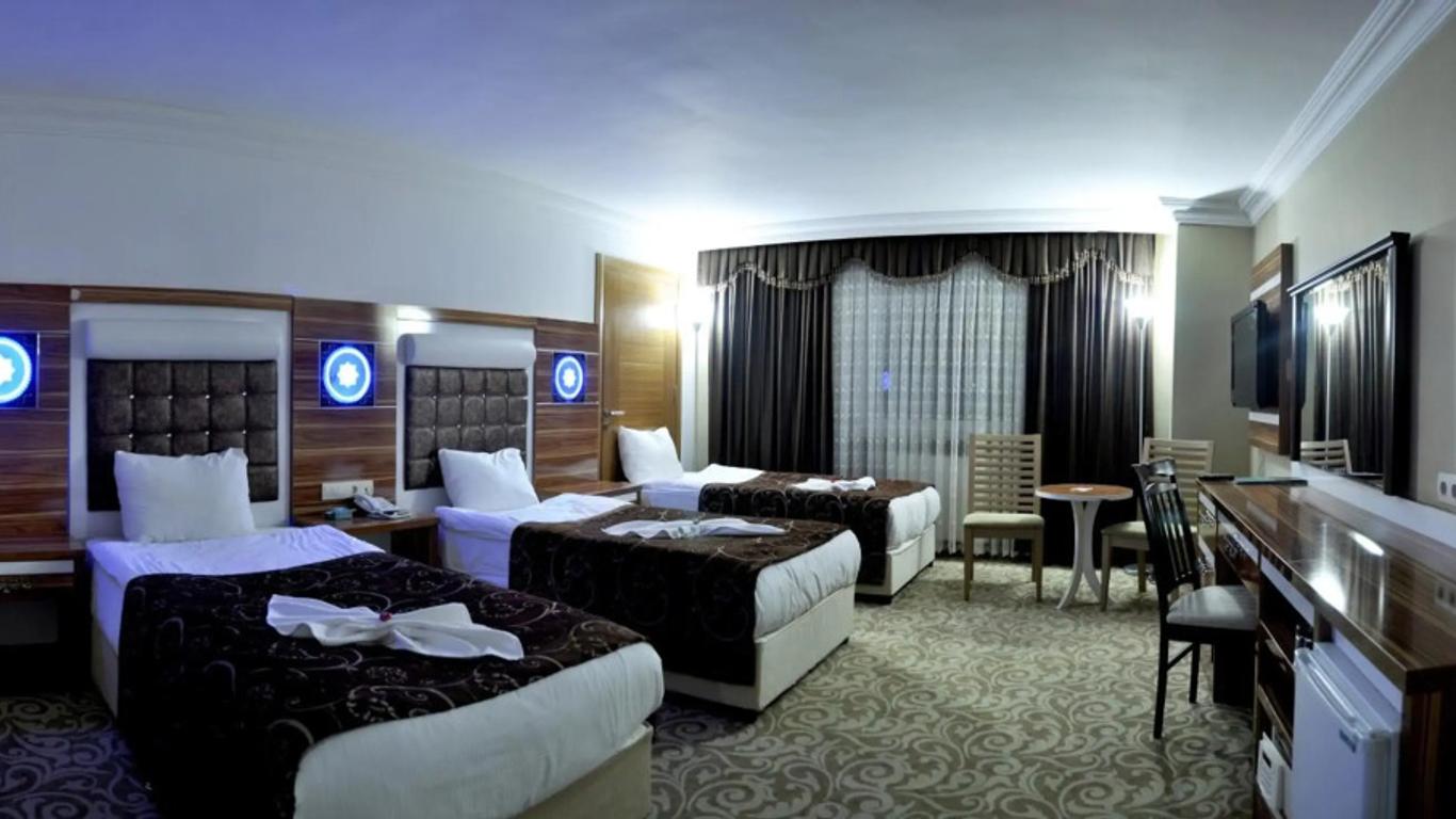Demosan Hotel