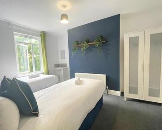 Central Hove 5 Bedroom Flat Bn332awes - Hove - Habitación