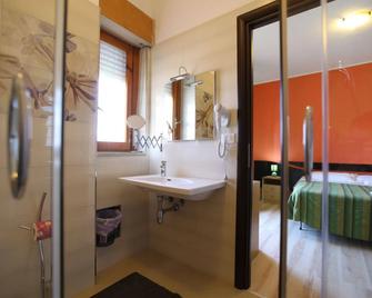 Hotel Cliché - San Lucido - Bad