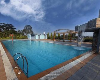 Nisarg Resort - Jabalpur - Pool
