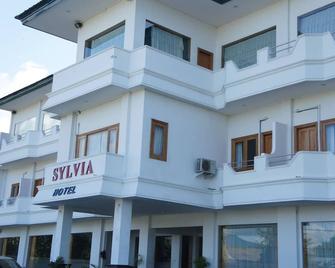 Sylvia Hotel Maumere - Maumere - Edificio