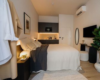 Raibu Antwerp by Stay-C - Antwerpen - Soverom
