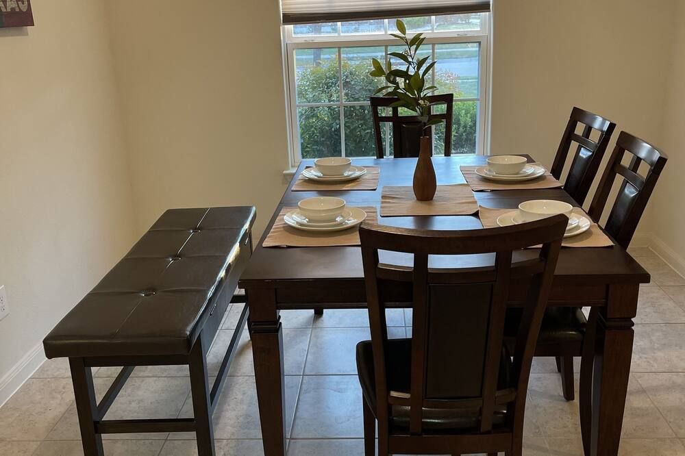 Modern Cozy 3BR Home in Forney - Forney - Comedor