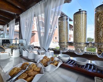 Lido Corfu Sun Hotel - Benitses - Buffet