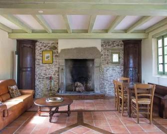 Maison charmante à Landevieille avec jardin clos - Landevieille - Sala de estar