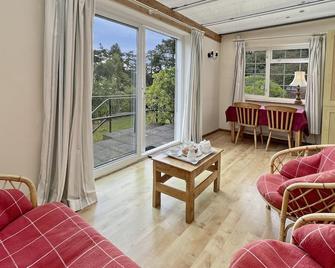 Garden View, Porlock Weir - Porlock Weir - Living room