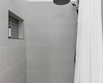 Madrona Bliss A Modern Escape - Seattle
