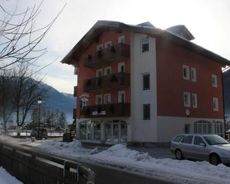 Hotel Garni Al Nardis - Carisolo - Gebouw