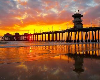Ocean Breeze A Beautiful Home Away From Home - Laguna Niguel - Pool