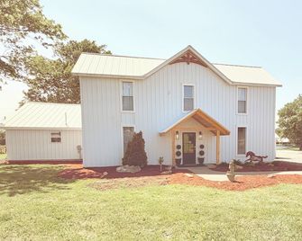 Glenn Acres Farm, Fishing and Relaxing, a Place Everyone Loves! - Columbia - Bina