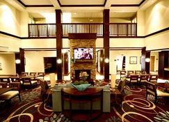 King Suite. Free Breakfast. Pool & Hot Tub. Gym. Near The Minot Air Force Base! - Minot - Restaurant