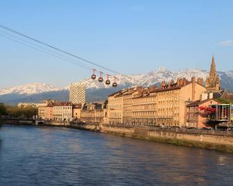 Hôtel de l'Europe Grenoble hyper-centre - גרנובלה - חדר שינה