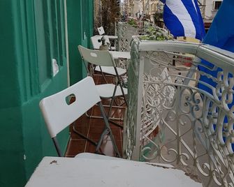 Casa Colonial Asturias - Havana - מרפסת