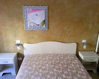 B&B Sul Mare - Sant'Isidoro - Bedroom