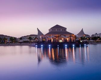 Move On Beach Resort Al Khobar - Al Khobar - Edificio