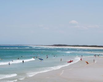 Caloundra Beach Townhouse - Pet friendly. - Caloundra - Playa