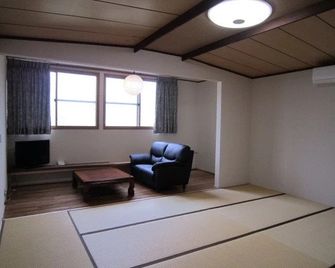 Yunoura Onsen Kameiso - Ashikita - Living room