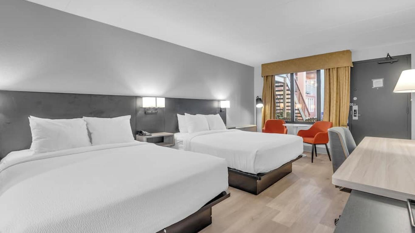 Seven Oaks Hotel Regina