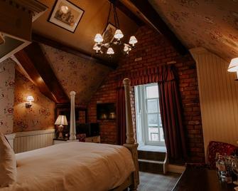The Old Inn - Bangor - Schlafzimmer