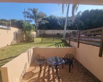 Ridge Guest House - Umhlanga - Balkon