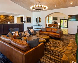 Best Western Plus Cottontree Inn - North Salt Lake - Living room